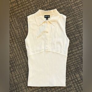 Kenneth Cole Sleeveless Ribbed Top in color Oyster size: Large
